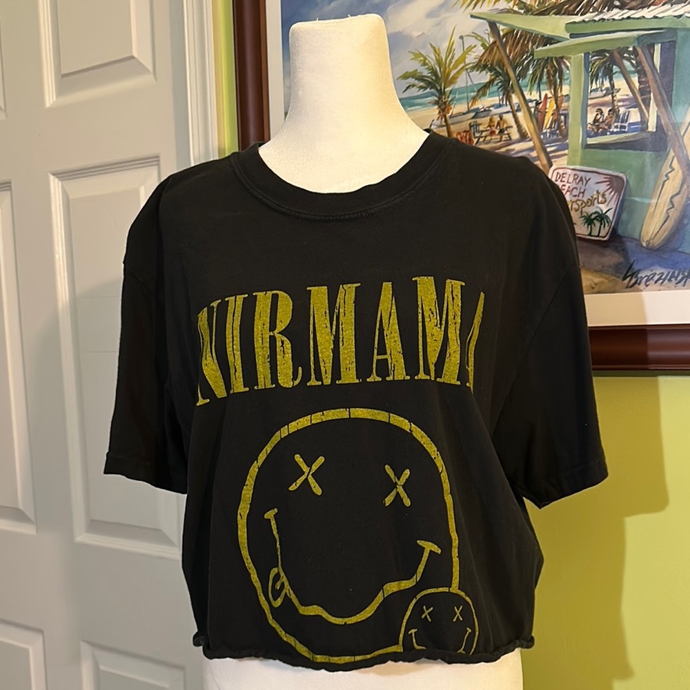 Hubs & Hers Cropped “Nirmama” Shirt